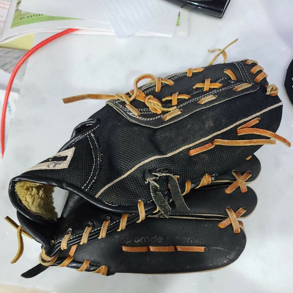 Franklin Top Grade Steerhide Baseball Glove. Left-Handed